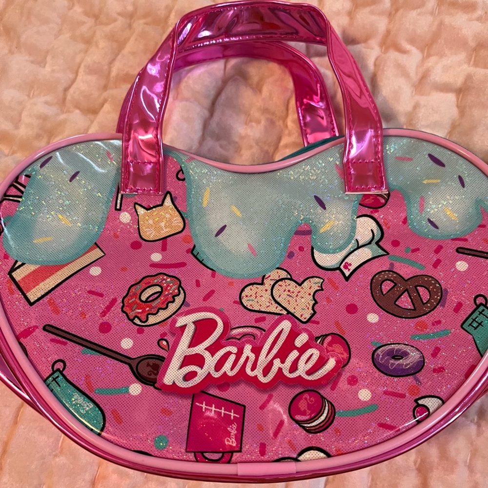 New baking Barbie purse